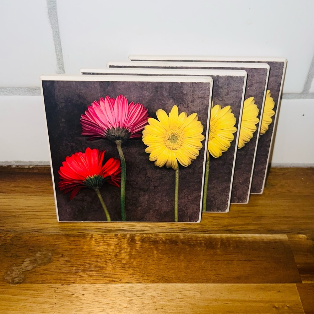 GERBERA DAISIES Vintage Set of 4 Coasters
